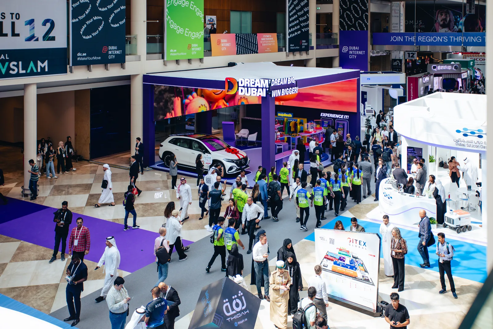 The show floor at GITEX Global 2023. Photo: DreamdubaiAE, CC BY-SA 4.0, via Wikimedia Commons.